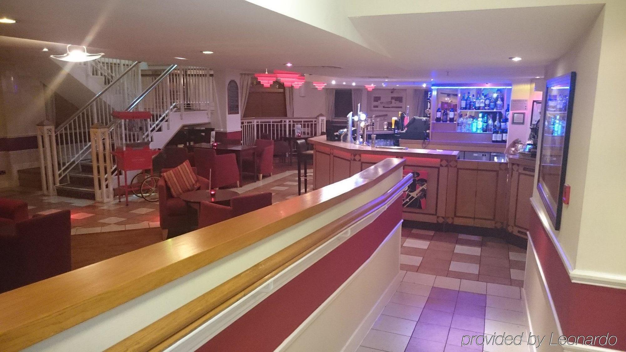 Holiday Inn Slough Windsor, An Ihg Hotel Bagian luar foto